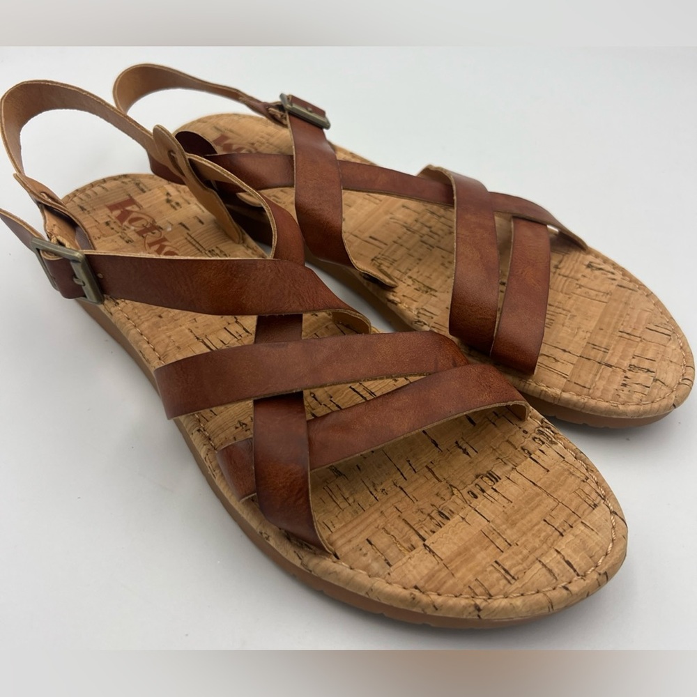 KORKS Jerrick Strappy Flat Sandal Tan Faux Leather Women's Size 10M NEW